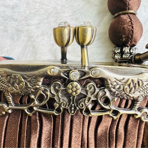 Silk Satin Evening Handbag Retro Vintage with Pearl like Handle - Picture 12 of 12